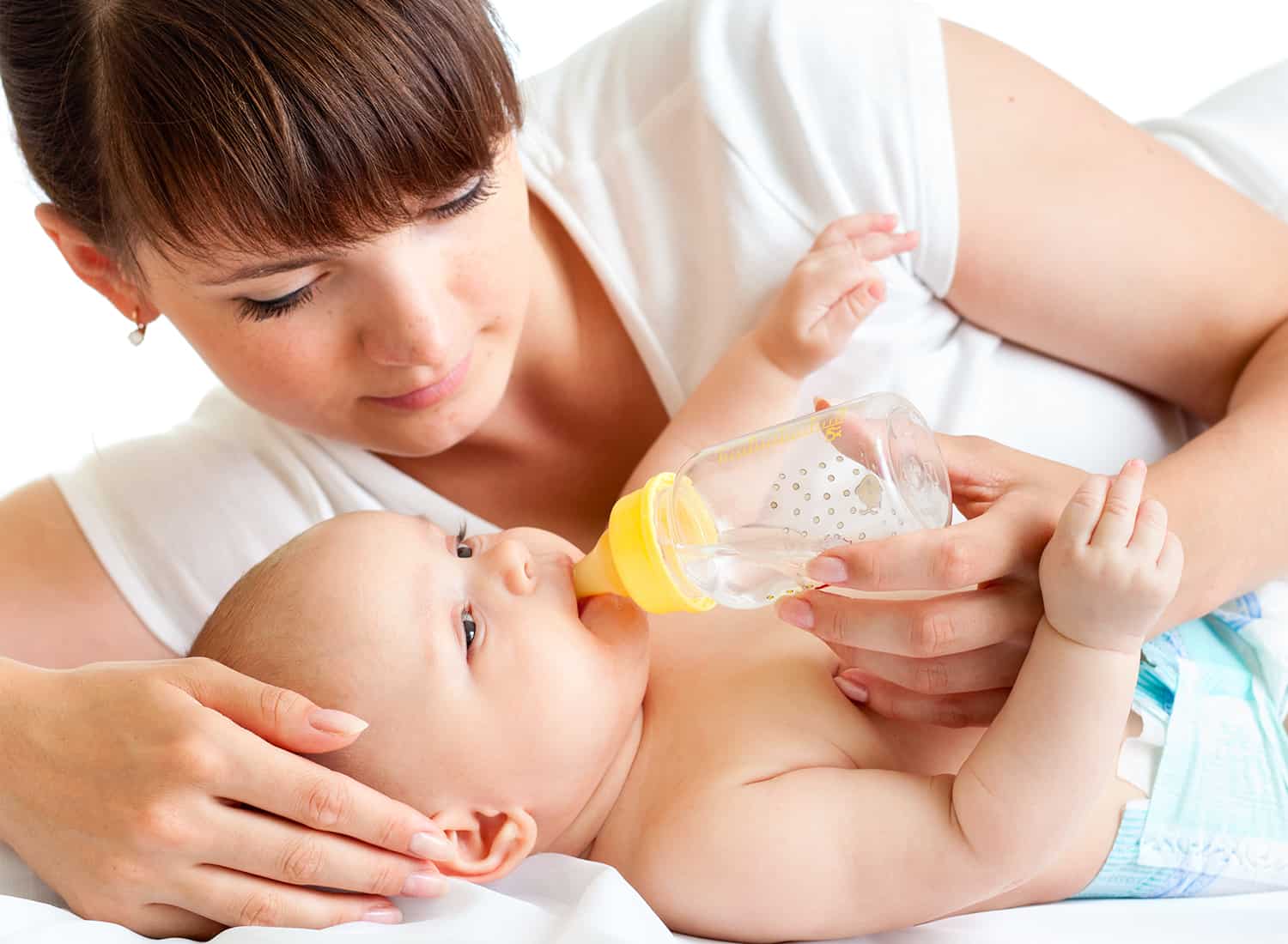 Пить воду при грудном вскармливании. Допаивание новорожденного. Новорожденный в воде. Допаивание ребенка водой. Искусственник.